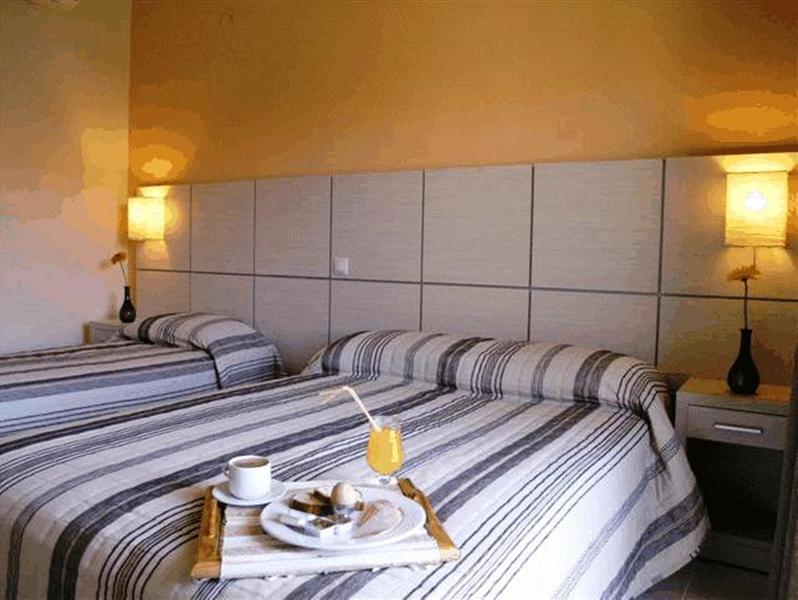 Aristotelis Hotel Fourka Bagian luar foto