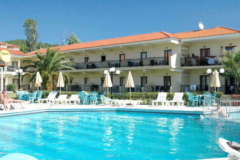 Aristotelis Hotel Fourka Bagian luar foto