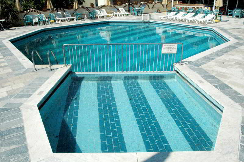 Aristotelis Hotel Fourka Bagian luar foto
