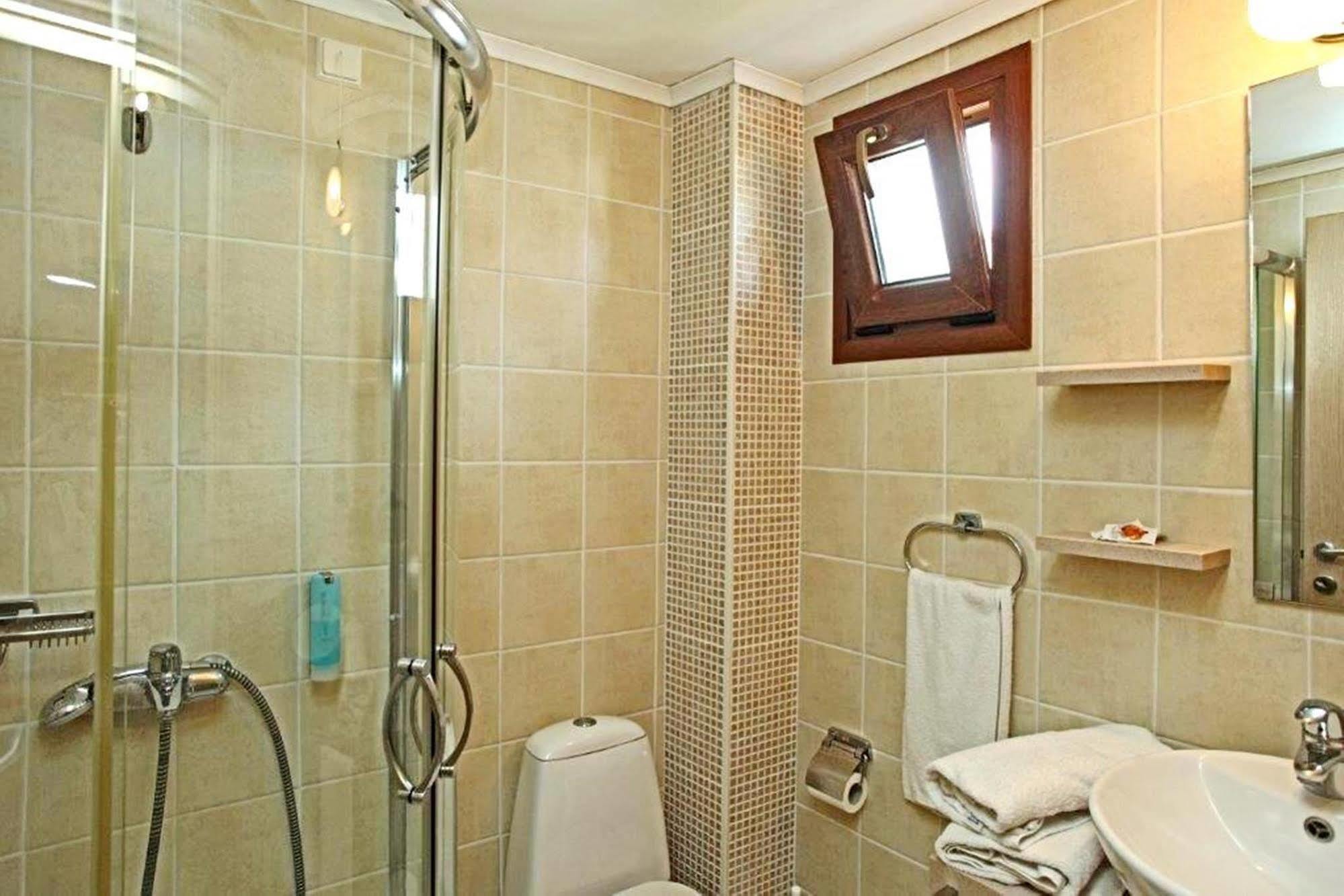 Aristotelis Hotel Fourka Bagian luar foto