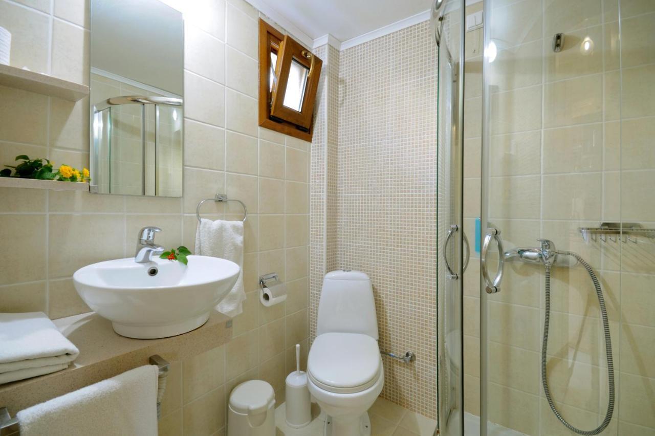 Aristotelis Hotel Fourka Bagian luar foto