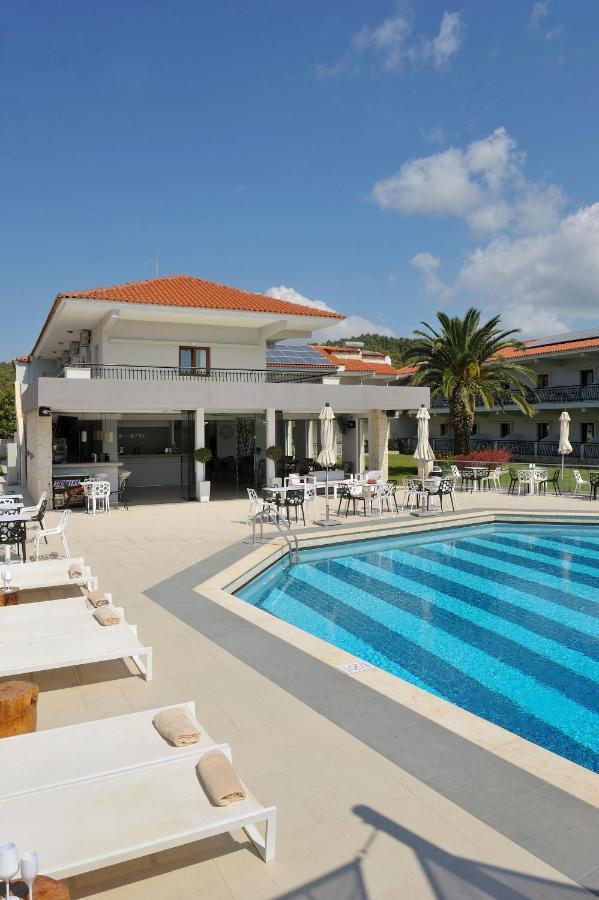 Aristotelis Hotel Fourka Bagian luar foto